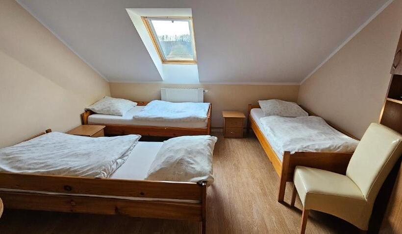 إستديو عائلى, Agroturystyka Willa Maria