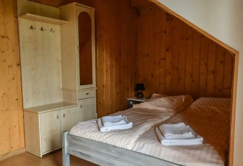 Standard-huone Parveke, Gierszówka