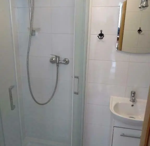 Standard-huone, Gierszówka