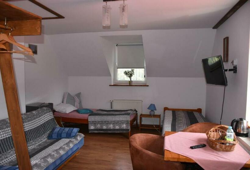 4인용 스탠다드 룸, Gosciniec Pod Debem