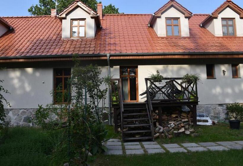 침실 1개 테라스 아파트, Gosciniec Pod Debem