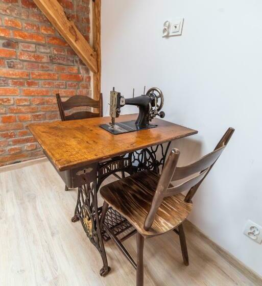 חדר משפחתי, Wozownia Nad Bobrem