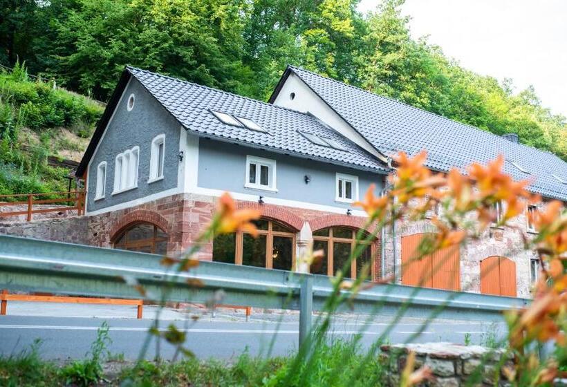 וילה בת חדר שינה 1, Wozownia Nad Bobrem