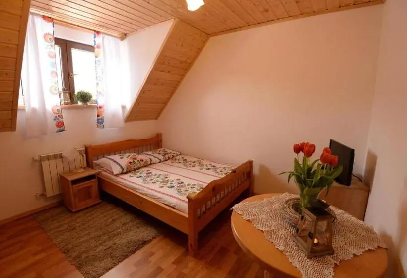デラックスルーム, Gościniec Pod Małym Królem