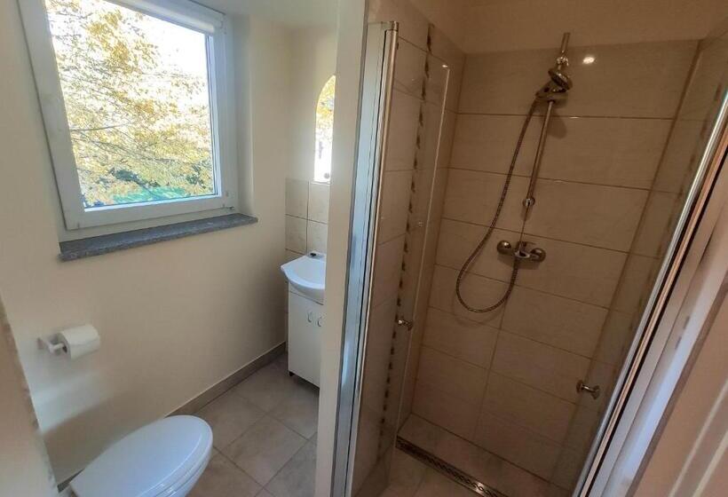 חדר סטנדרט לארבעה, Koniczynka