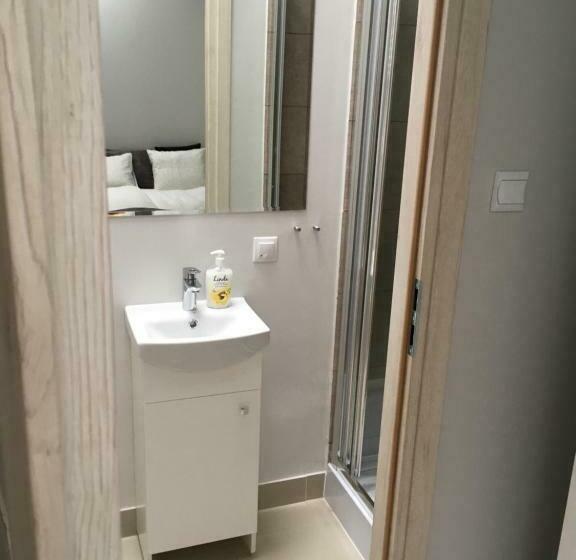 اتاق استاندارد, Mia Mia House