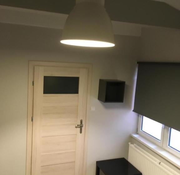 اتاق استاندارد, Mia Mia House