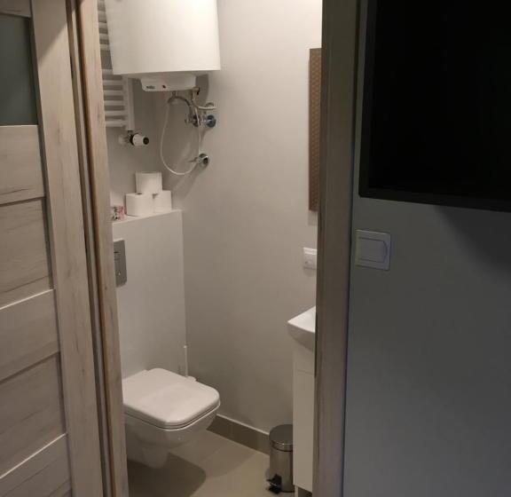 اتاق استاندارد, Mia Mia House