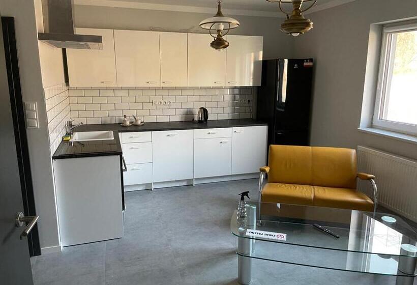 Deluxe Suite King Bed, Mia Mia House