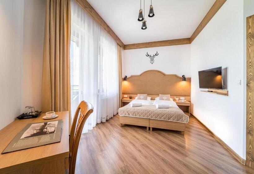 اتاق استاندارد با بالکن, Miodowy Dworek