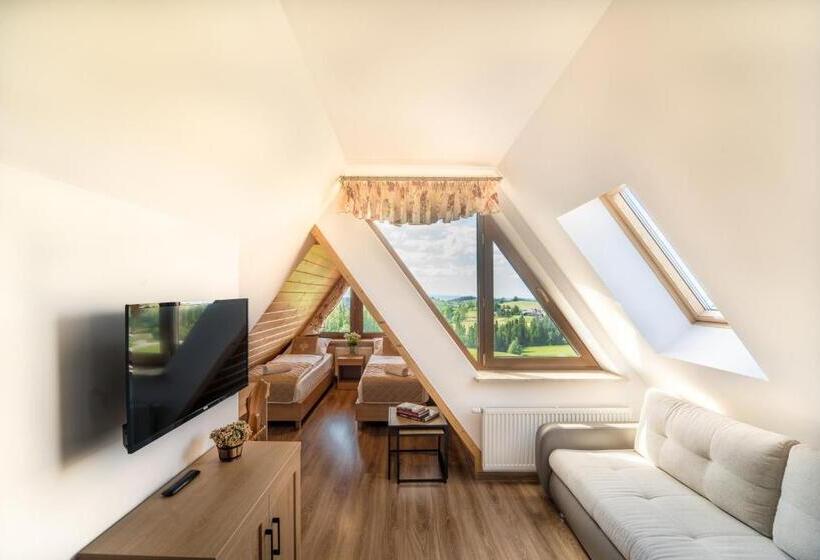 اتاق کلاسیک چهارنفره, Miodowy Dworek