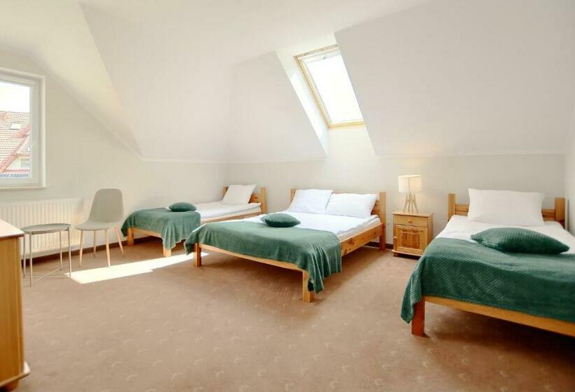 إستوديو قياسى, Willa Teresa