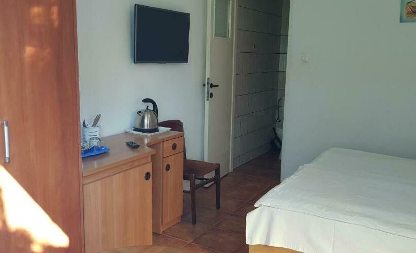 标准房带园景, Wynajem Pokoi