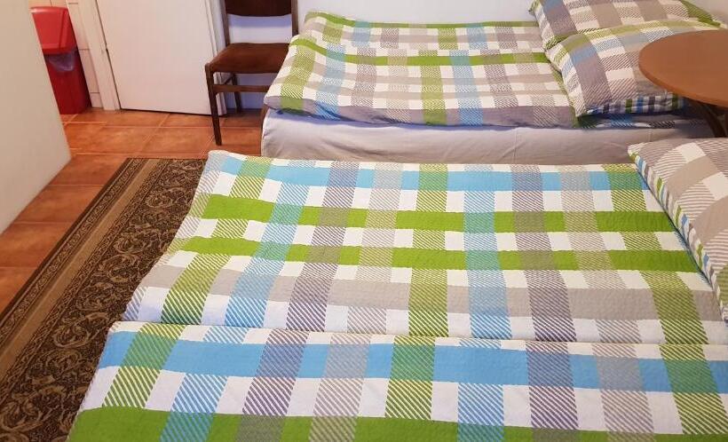 标准房带园景, Wynajem Pokoi