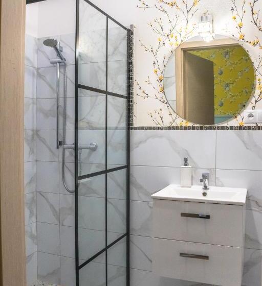 اتاق لوکس سه تخته, Pokoje Hotelowe Siedlczanka