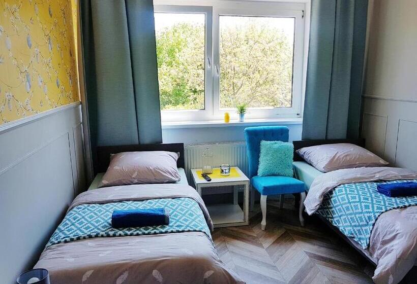 اتاق لوکس سه تخته, Pokoje Hotelowe Siedlczanka