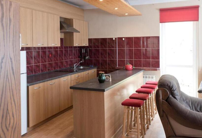 آپارتمان 3 خوابه, Mirarosa