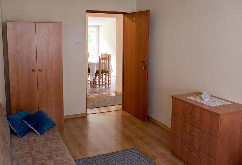 آپارتمان 1 خوابه با چشمانداز, Mirarosa