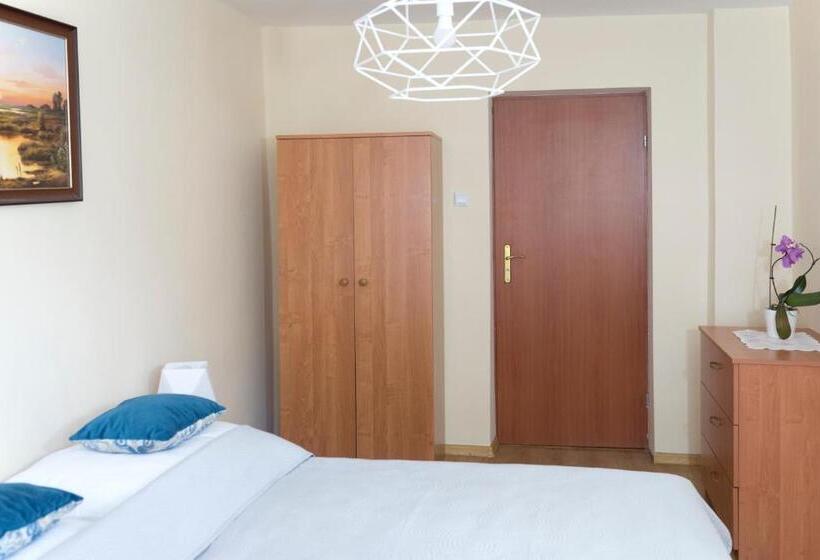 آپارتمان 1 خوابه با چشمانداز, Mirarosa