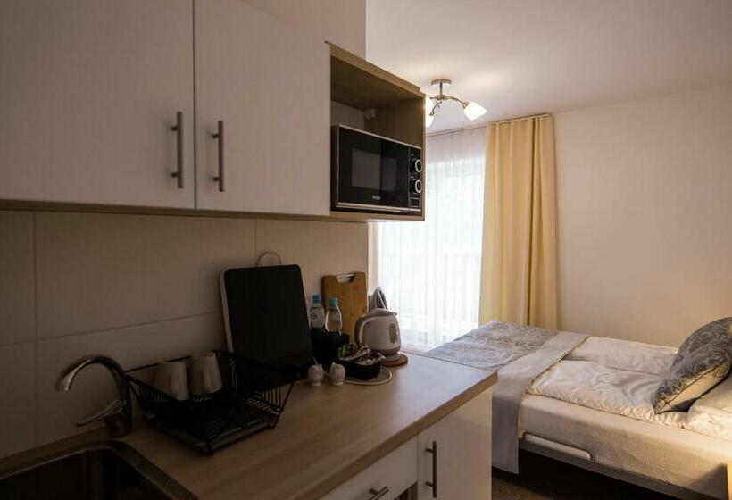 חדר סטנדרט עם מרפסת, Villa 1