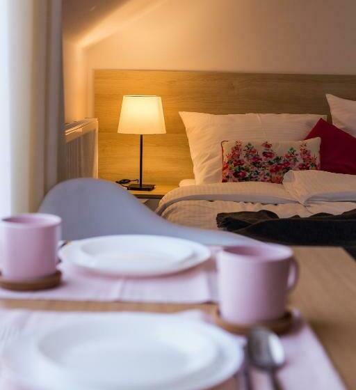 חדר סטנדרט עם מרפסת, Villa 1