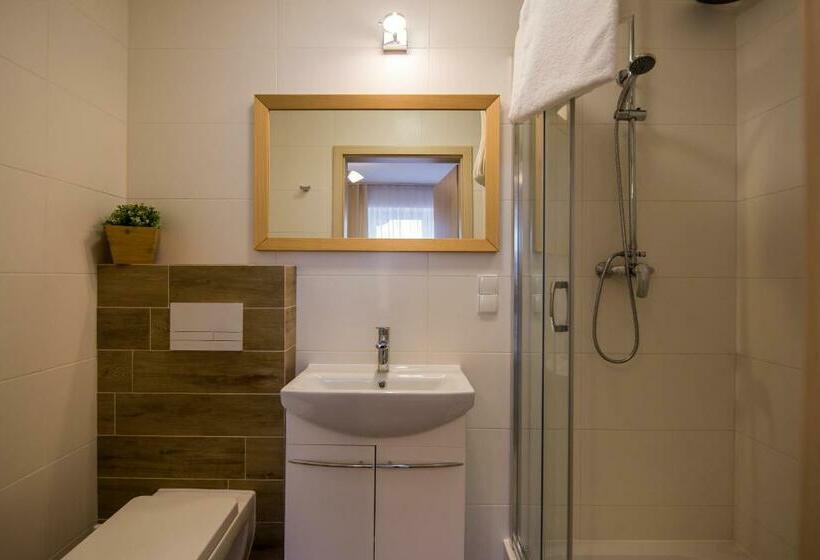 חדר סטנדרט עם מרפסת, Villa 1