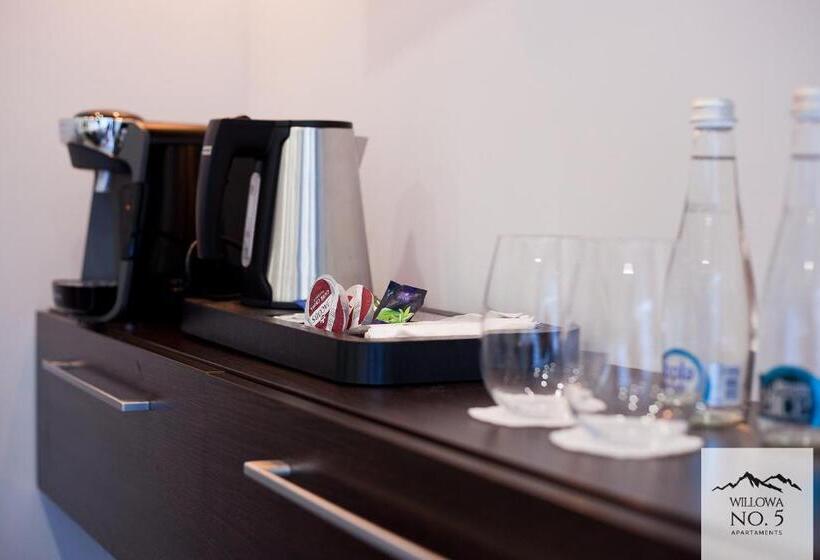 آپارتمان 1 خوابه با چشمانداز باغ, Willowa No. 5 Apartaments