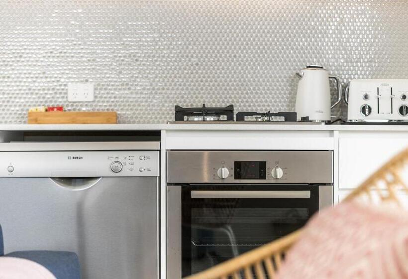 Апартаменты 2 Спальни, Aloha Byron Bay