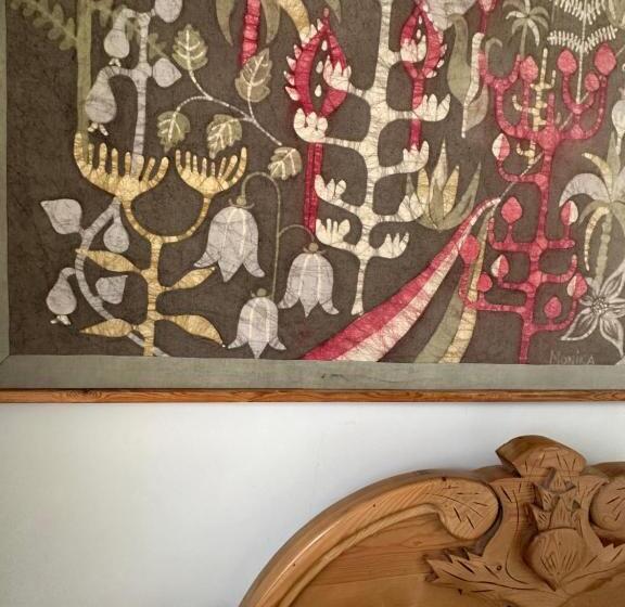 חדר אקונומי, Fitz House