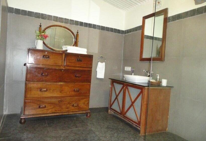 豪华房间, King S Cliff