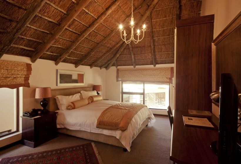 اتاق لوکس, Lourie Lodge