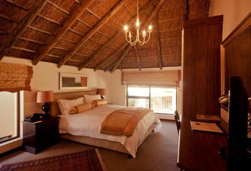 اتاق لوکس, Lourie Lodge