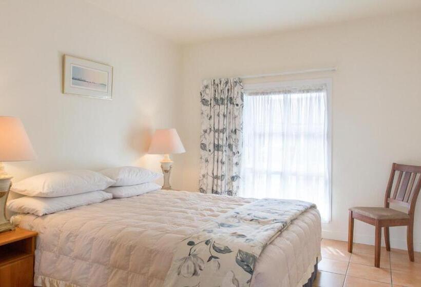 침실 1개 아파트, Commodores Lodge