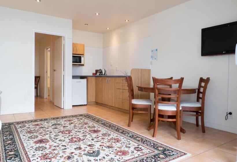 침실 1개 아파트, Commodores Lodge