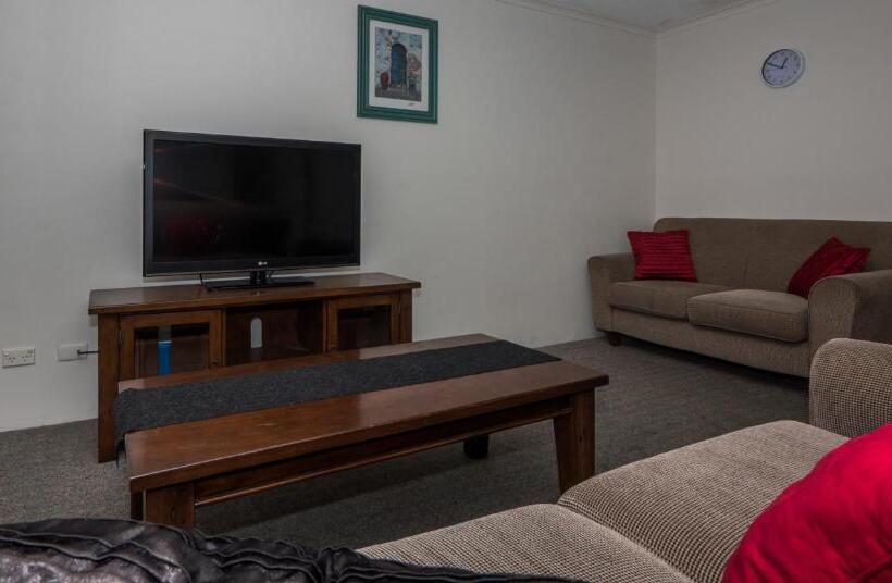 Apartamento Economy 2 Dormitórios, Enderley Gardens Resort
