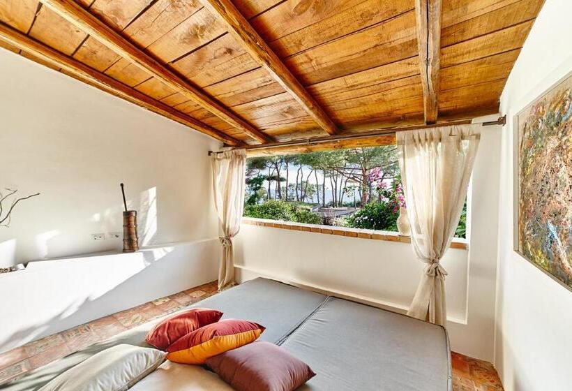 Люкс Вид на Море, Praia Art Resort   Small Luxury Hotels Of The World