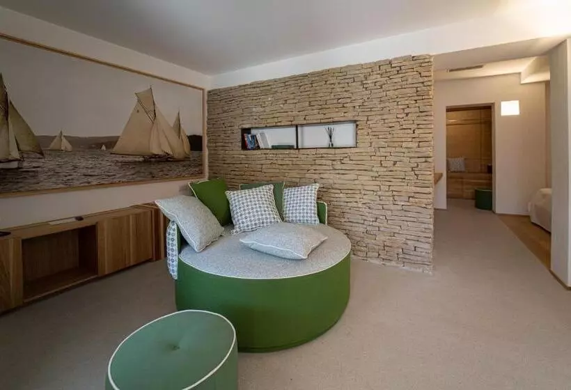 スーペリアールーム, Praia Art Resort   Small Luxury Hotels Of The World