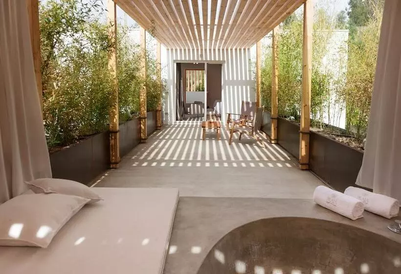 テラス付スイート, Praia Art Resort   Small Luxury Hotels Of The World