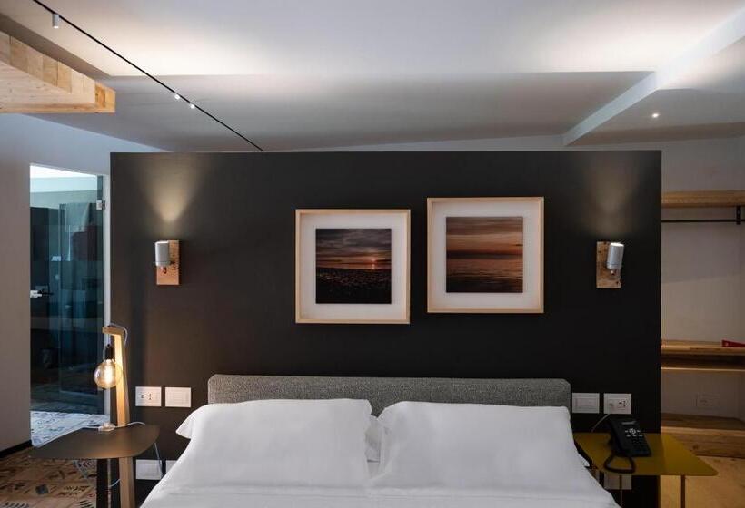 Люкс с Бассейном, Praia Art Resort   Small Luxury Hotels Of The World