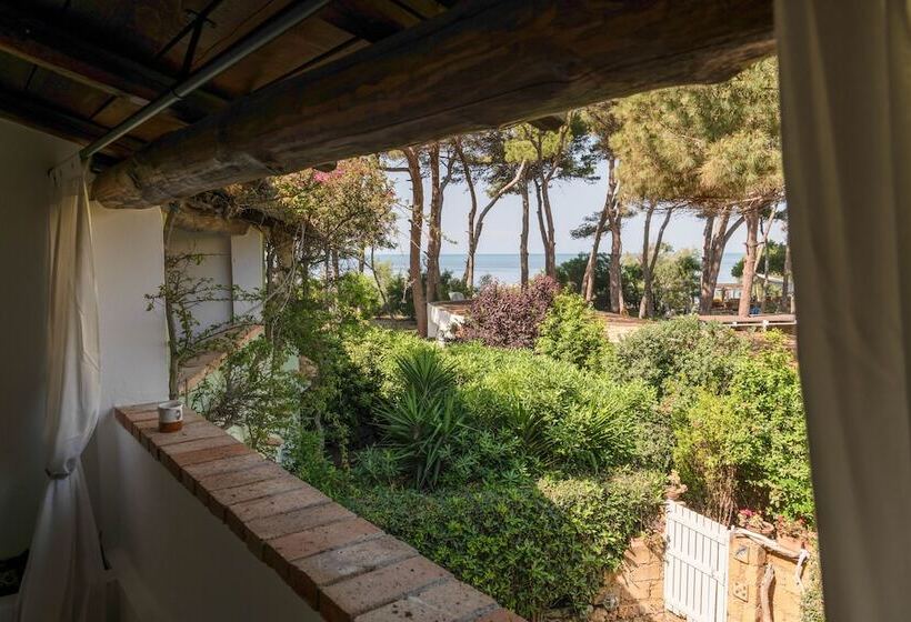 Номер Deluxe Вид на Море, Praia Art Resort   Small Luxury Hotels Of The World