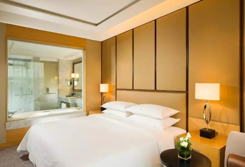 キングサイズベッドのクラブルーム, Sheraton Qingdao Jiaozhou