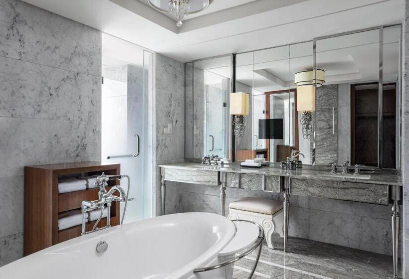 Люкс Кровать Кинг, Sheraton Qingdao Jiaozhou