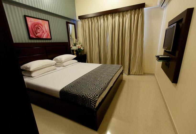 דירת שלושה חדרים, Lalco Residency