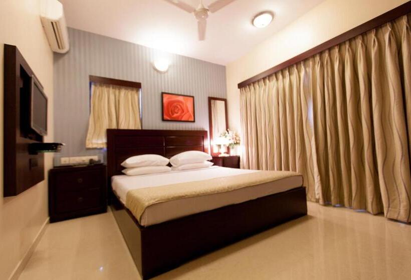 דירת חדר, Lalco Residency