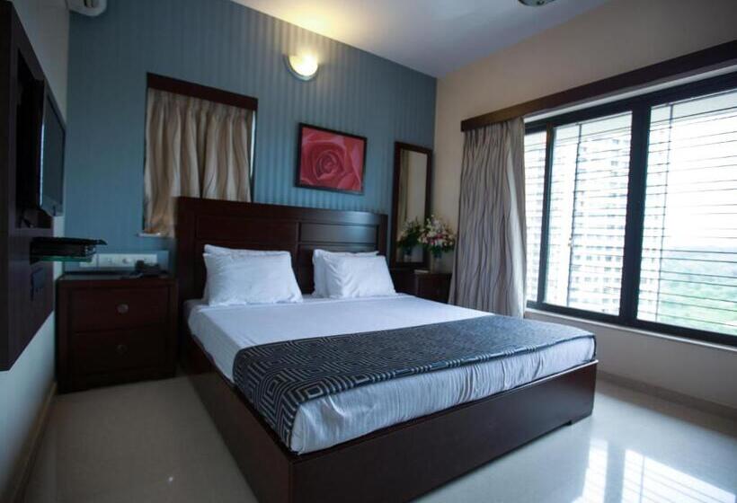 דירת 5 חדרי שינה, Lalco Residency