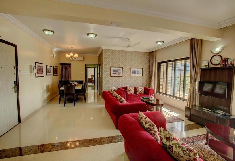 דירת 5 חדרי שינה, Lalco Residency