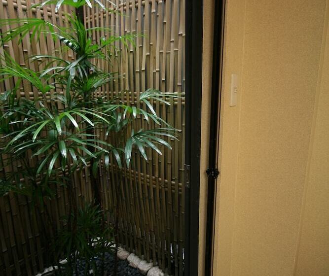 スタンダードトリプルルーム, Ikoi No Ie