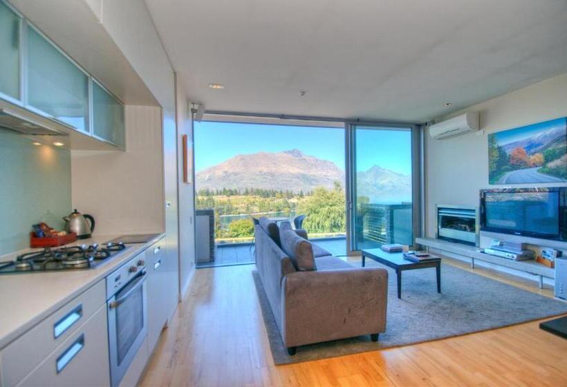 2 Bedrooms Suite 2 Bedrooms Lake View, Swissbelsuites Pounamu Queenstown