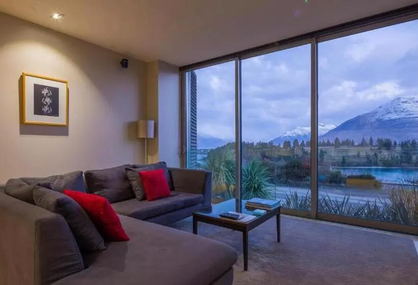 2 Bedrooms Suite 2 Bedrooms Lake View, Swissbelsuites Pounamu Queenstown