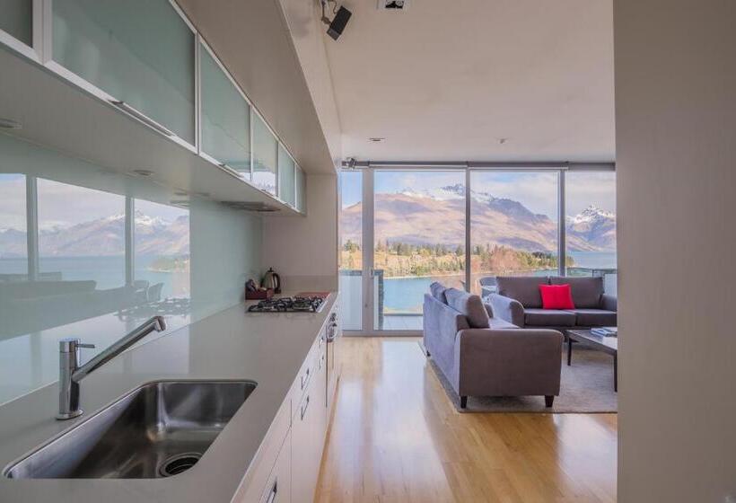 2 Bedrooms Suite 2 Bedrooms Lake View, Swissbelsuites Pounamu Queenstown